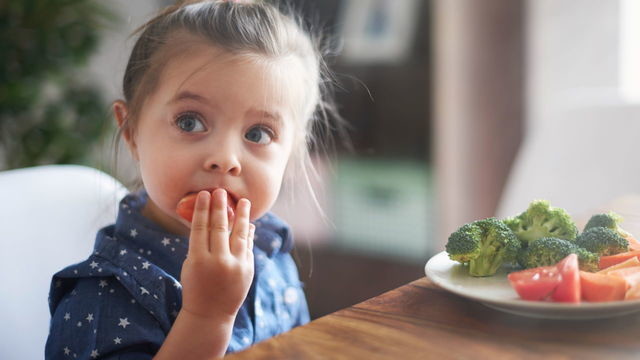 Дети с пищевой аллергией чаще страдают астмой — новости медицины